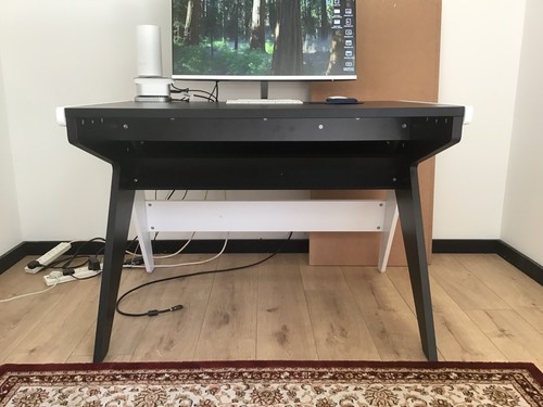 Deep studio recording desk - , for